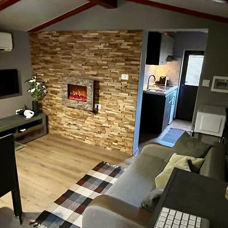 Apartment Eos Струнян Екстериор снимка