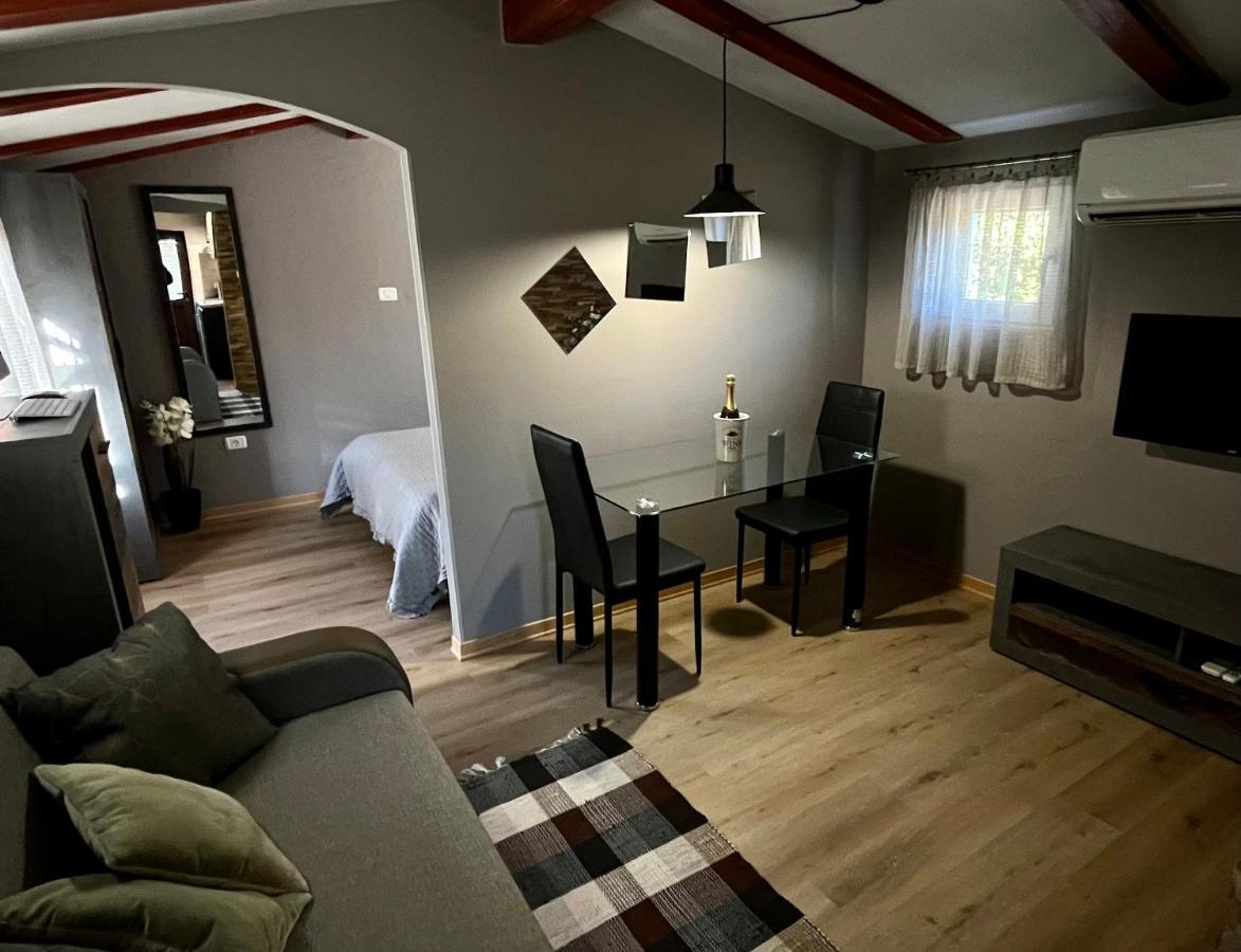Apartment Eos Струнян Екстериор снимка