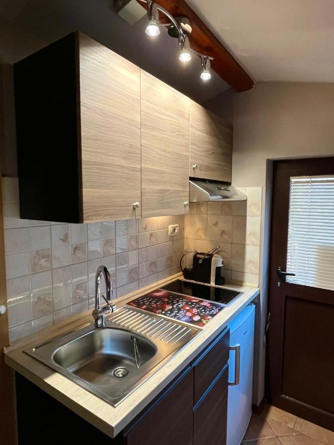 Apartment Eos Струнян Екстериор снимка
